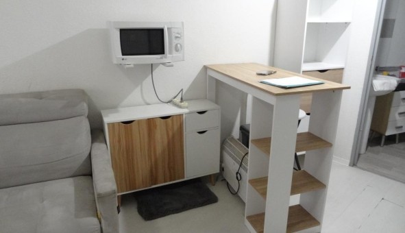 Logement tudiant Studio à Nmes (30000)