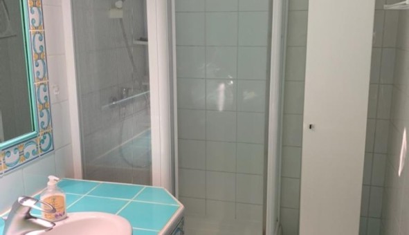 Logement tudiant Studio à Nmes (30000)