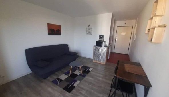 Logement tudiant Studio à Nmes (30000)