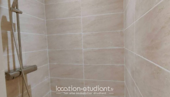 Logement tudiant Studio à Nmes (30000)