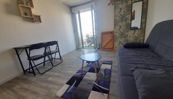 Logement tudiant Studio à Nmes (30000)