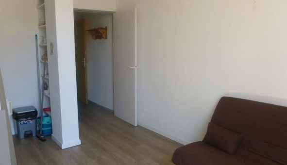 Logement tudiant Studio à Nmes (30000)