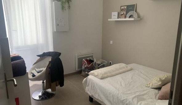 Logement tudiant Studio à Nmes (30000)