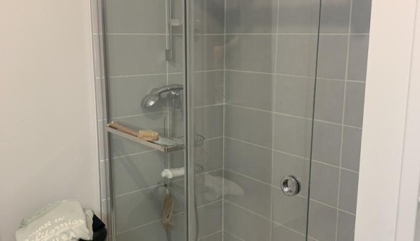 Logement tudiant Studio à Nmes (30000)