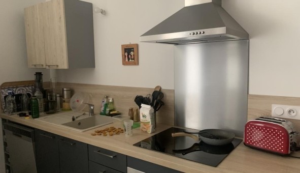 Logement tudiant Studio à Nmes (30000)