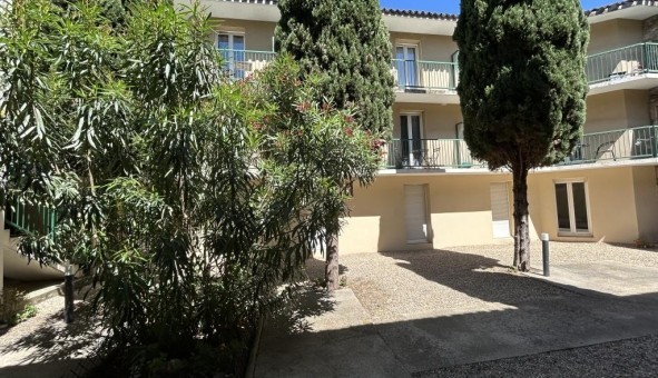 Logement tudiant Studio à Nmes (30000)