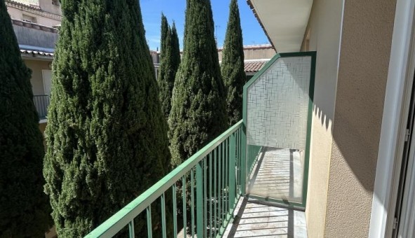 Logement tudiant Studio à Nmes (30000)