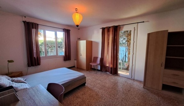Logement tudiant Studio à Nmes (30000)