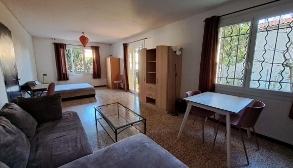 Logement tudiant Studio à Nmes (30000)