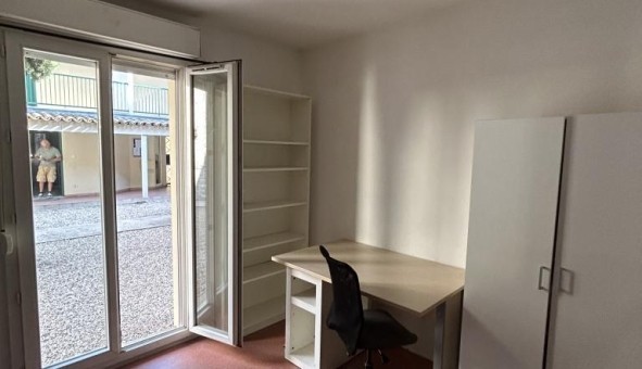 Logement tudiant Studio à Nmes (30000)
