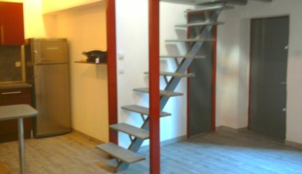 Logement tudiant Location Studio Vide Nmes (30000)