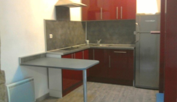 Logement tudiant Studio à Nmes (30000)
