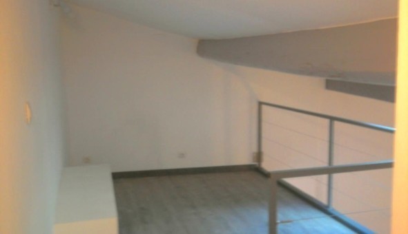 Logement tudiant Studio à Nmes (30000)