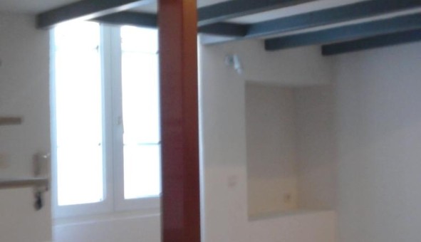 Logement tudiant Studio à Nmes (30000)