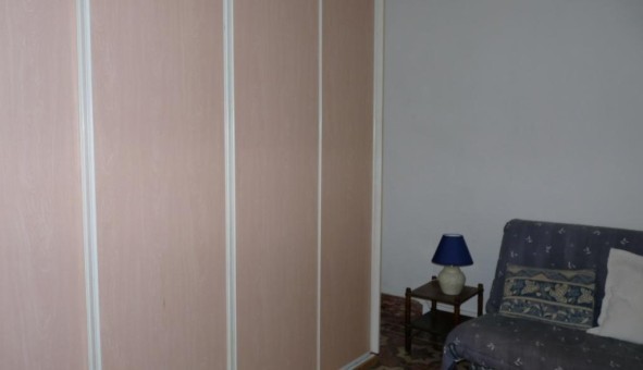 Logement tudiant Studio à Nmes (30000)