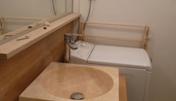 Logement tudiant Studio à Nmes (30000)