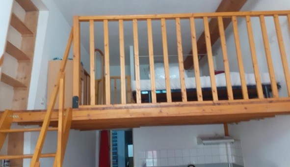 Logement tudiant Studio à Nmes (30000)
