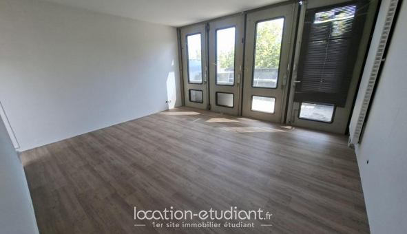 Logement tudiant Location Studio Vide Nmes (30000)