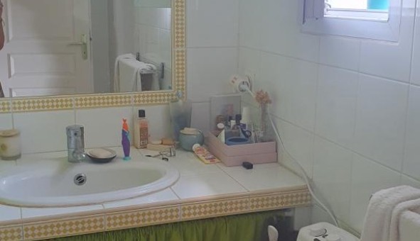 Logement tudiant Studio à Nmes (30000)