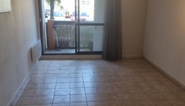 Logement tudiant Studio à Nmes (30000)