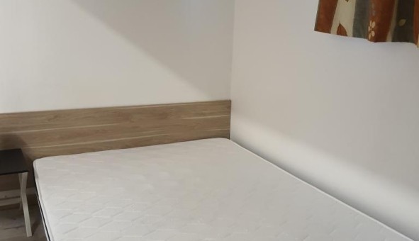 Logement tudiant Studio à Nmes (30000)