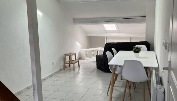 Logement tudiant Studio à Nmes (30000)
