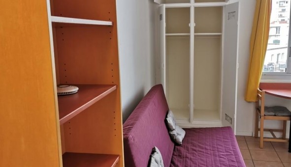 Logement tudiant Studio à Nmes (30000)