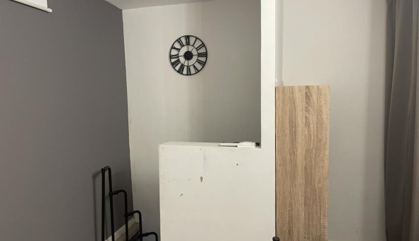 Logement tudiant Studio à Nmes (30000)