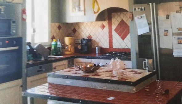 Logement tudiant Studio à Nmes (30000)