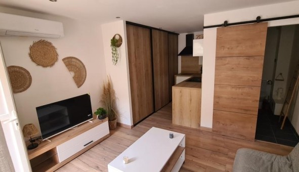 Logement �tudiant Studio &agrave; N�mes (30000)