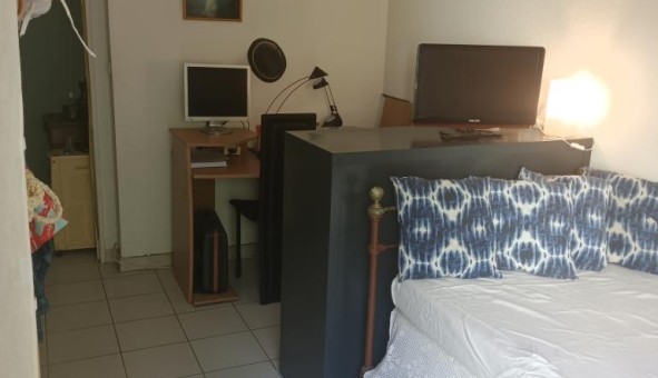 Logement �tudiant Studio &agrave; N�mes (30000)