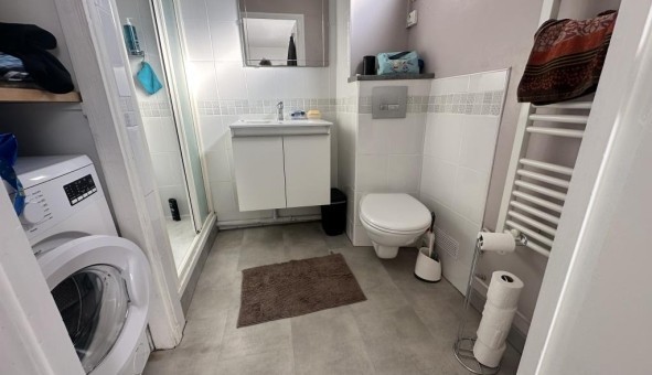 Logement �tudiant Studio &agrave; N�mes (30000)