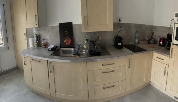 Logement �tudiant Studio &agrave; N�mes (30000)