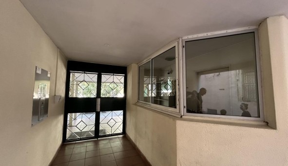 Logement �tudiant Studio &agrave; N�mes (30000)