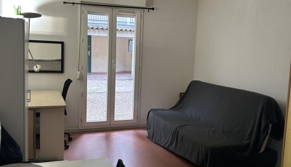 Logement �tudiant Studio &agrave; N�mes (30000)