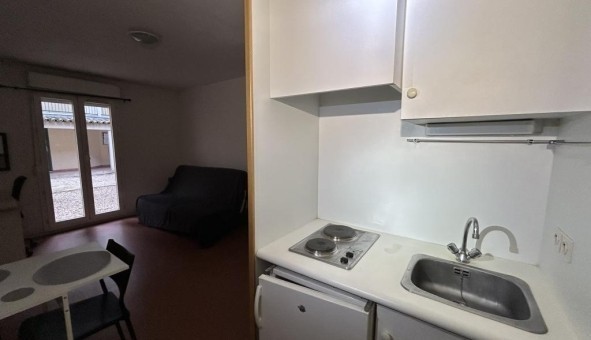 Logement �tudiant Studio &agrave; N�mes (30000)