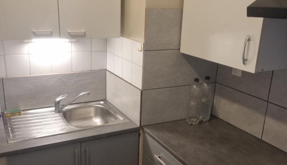 Logement �tudiant Studio &agrave; N�mes (30000)