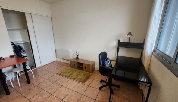 Logement �tudiant Studio &agrave; N�mes (30000)