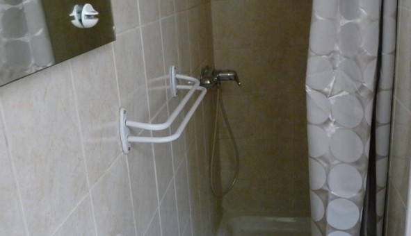 Logement �tudiant Studio &agrave; N�mes (30000)