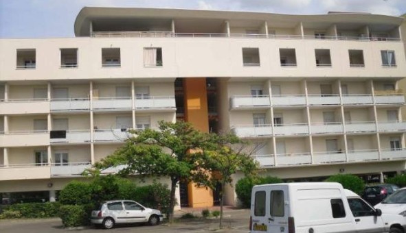 Logement �tudiant Studio &agrave; N�mes (30000)