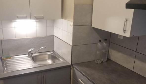 Logement �tudiant Studio &agrave; N�mes (30000)