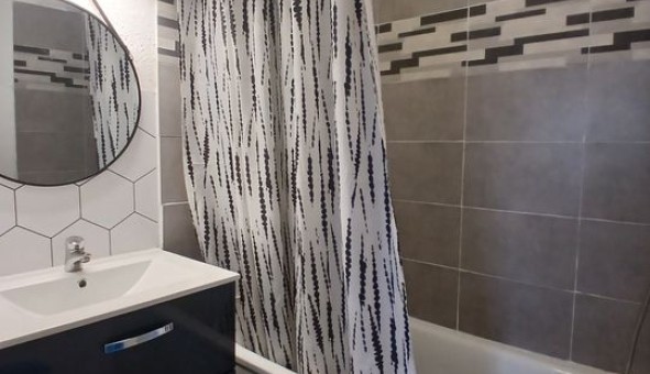 Logement �tudiant Studio &agrave; N�mes (30000)