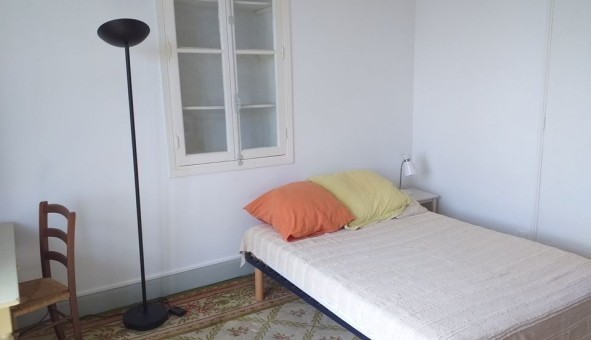 Logement �tudiant Studio &agrave; N�mes (30000)