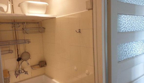 Logement �tudiant Studio &agrave; N�mes (30000)