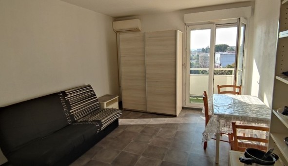 Logement �tudiant Studio &agrave; N�mes (30000)