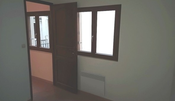 Logement �tudiant Studio &agrave; N�mes (30000)