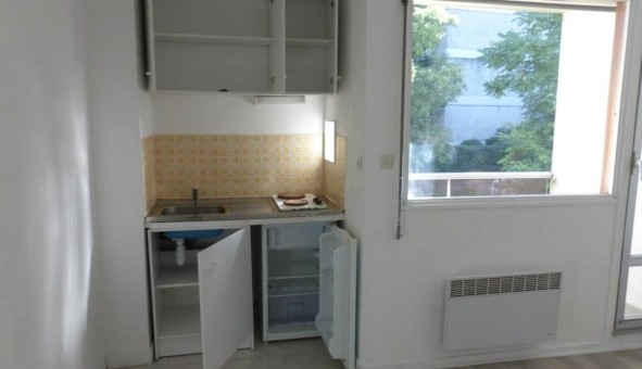Logement �tudiant Studio &agrave; N�mes (30000)