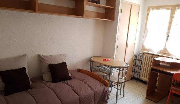 Logement �tudiant Location Studio Vide N�mes (30000)