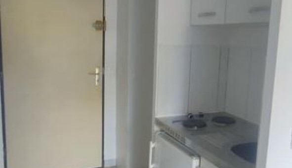 Logement �tudiant Studio &agrave; N�mes (30000)