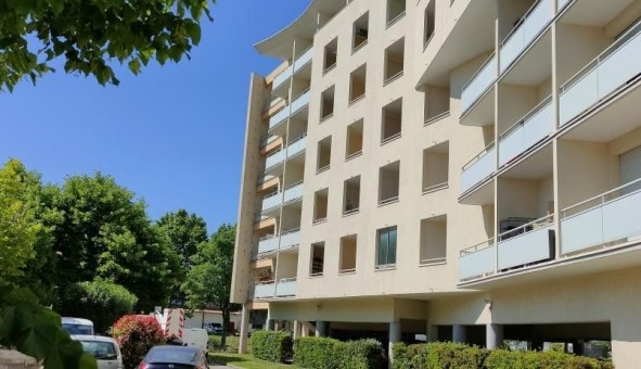 Logement �tudiant Studio &agrave; N�mes (30000)